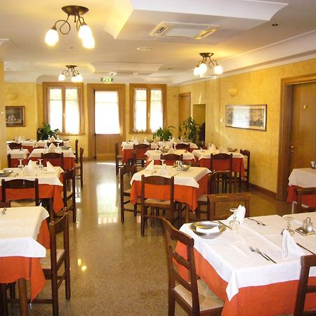 Trattoria Bettola Bed & Breakfast Lonato Dış mekan fotoğraf