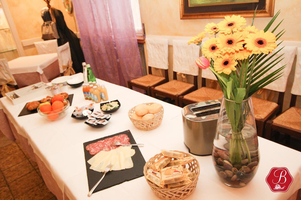 Trattoria Bettola Bed & Breakfast Lonato Dış mekan fotoğraf